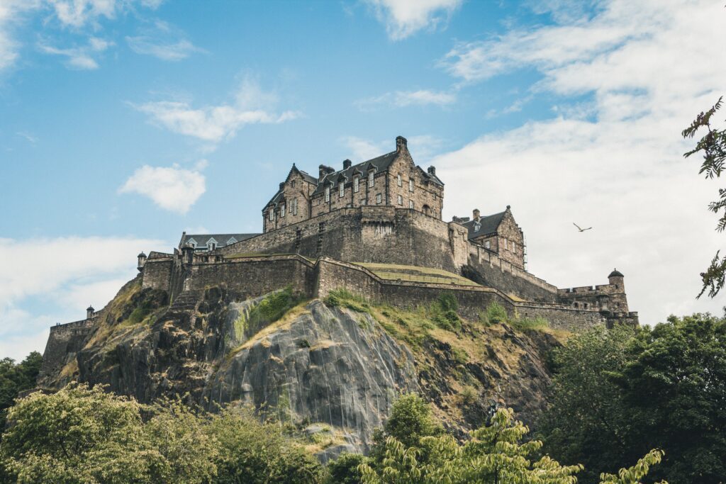 visiting-scotland-taxi-booking